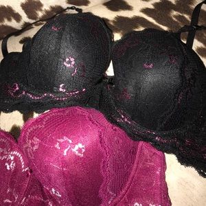 Delicate & dainty burgundy and black lace bra